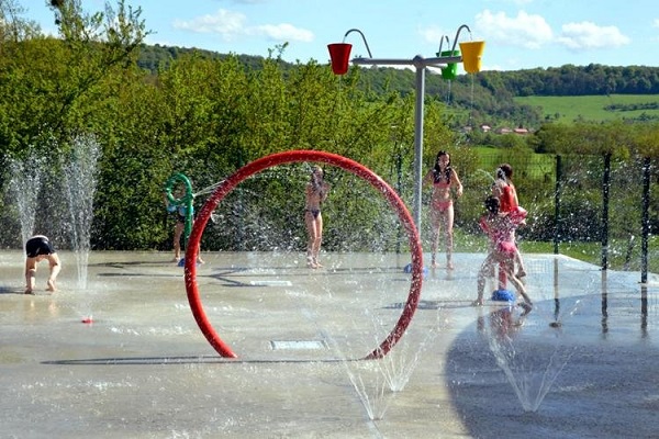 /campings/francia/franco-condado/Bois de Reveuge/camping-bois-de-reveuge-1483243432-xl.jpg